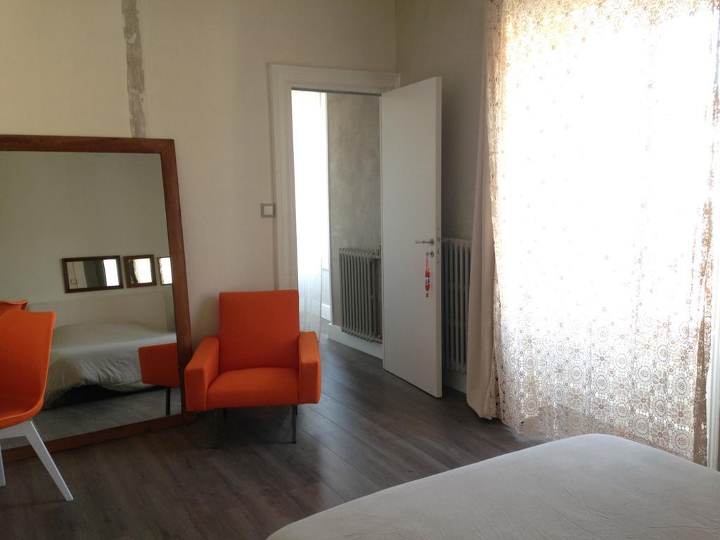 Rezé La Maison Bleue Trentemoult מראה חיצוני תמונה